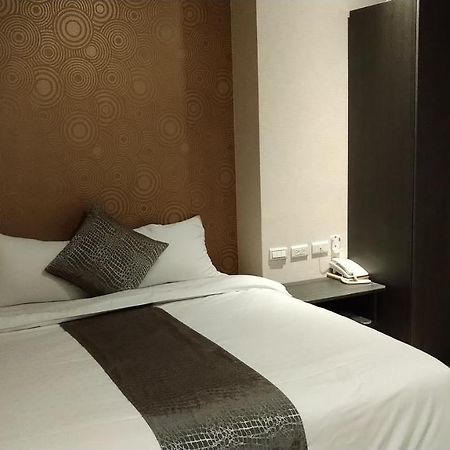Boston Plus Hotel Chiayi City Luaran gambar