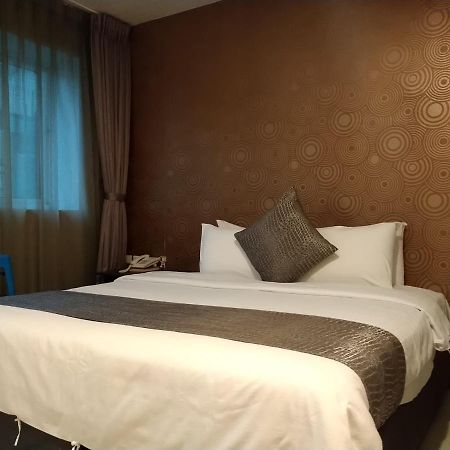 Boston Plus Hotel Chiayi City Luaran gambar