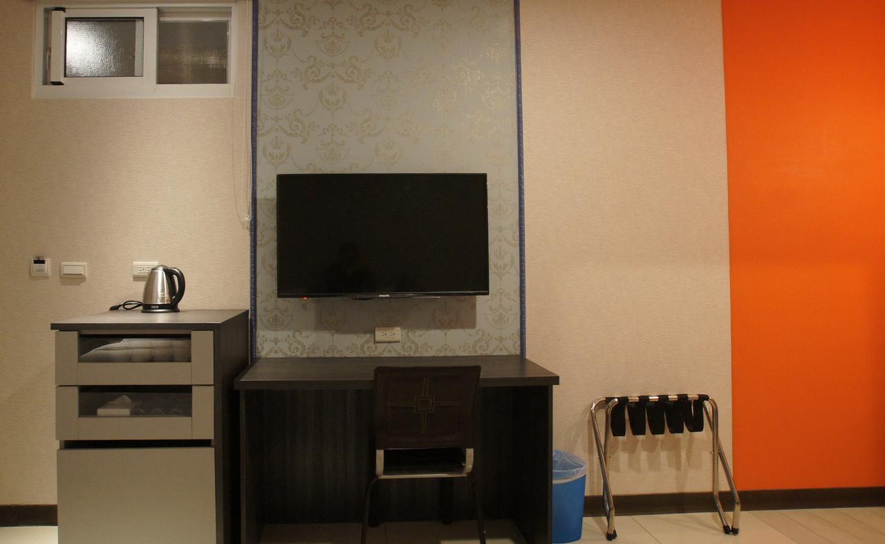 Boston Plus Hotel Chiayi City Luaran gambar