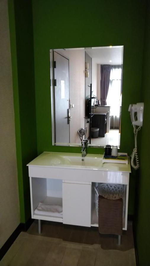 Boston Plus Hotel Chiayi City Luaran gambar