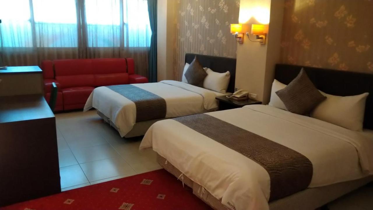 Boston Plus Hotel Chiayi City Luaran gambar